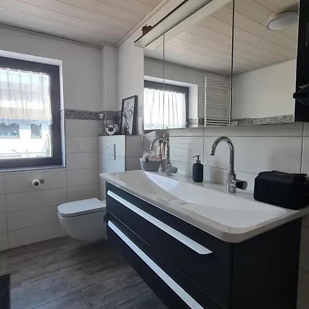 Hejjonte-fewo 135m2 Design-apartment 85zoll Kino - Nahe Marburg Apartmán Amöneburg
