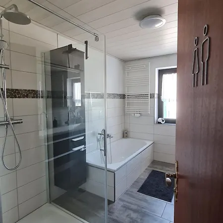 Hejjonte-fewo 135m2 Design-apartment 85zoll Kino - Nahe Marburg Appartement